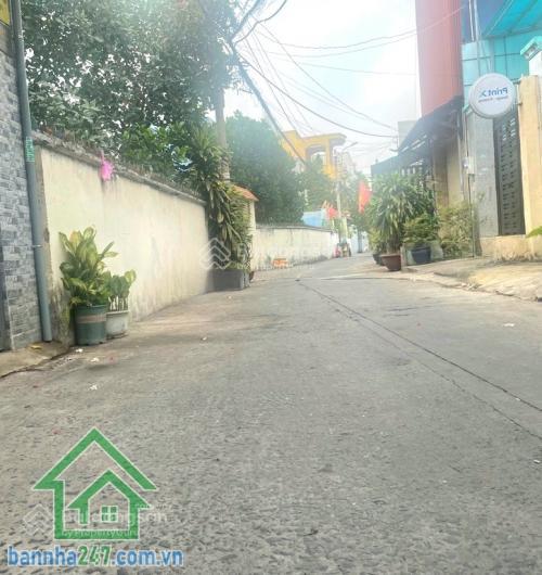 Chỉ 5 tỷ  hẻm ô tô 5m thông  sát aeon tân phú  sổ a4 vuông đẹp