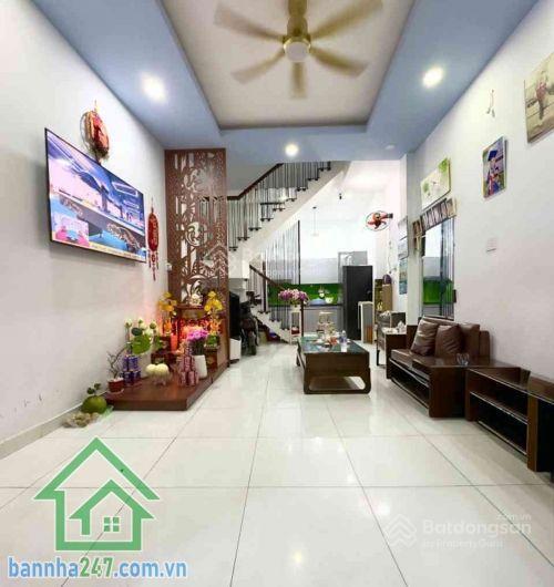 Nhà mới đẹp thật sự  tân kỳ tân quý, 4 tầng 4pn  3wc ô tô đỗ cửa 40m (4 x 10m) chỉ 5,45 tỷ