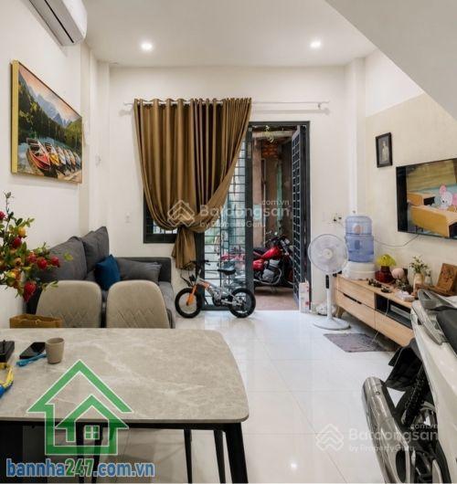 Ngay the manor nguyễn hữu cảnh view landmark 81 giáp quận 1 dòng tiền gần 20 triệu/tháng