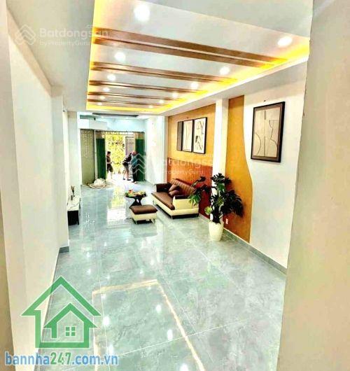 Chỉ 7,5 tỷ  đường 5m xe tải đỗ cửa gần ubnd quận tân phú  64m2 4 tầng góc 2 mặt tiền