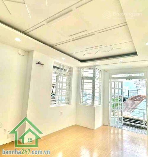 Chỉ 7,5 tỷ  đường 5m xe tải đỗ cửa gần ubnd quận tân phú  64m2 4 tầng góc 2 mặt tiền