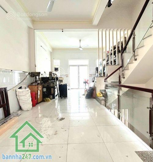 Chỉ 8,5 tỷ tl 91m (5,1 x 18) 4 tầng xe tải đỗ cửa bình tân sẵn khung thang máy