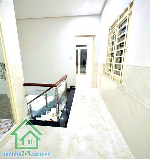 Chỉ 5,15 tỷ  tân phú ngay văn cao sát mặt tiền nhà 2 tầng mới đẹp 44m2, 2pn  2wc