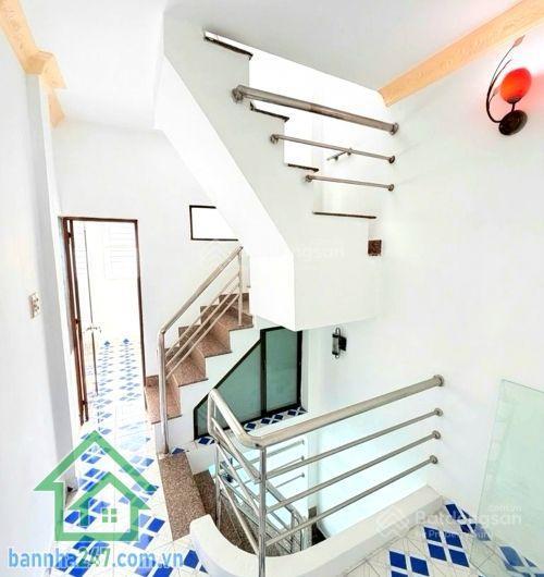 Chỉ 3,35 tỷ nhà 3 tầng hẻm 4m thông  gần chợ trần văn quang p. bảy hiền, tân bình 3pn 2wc