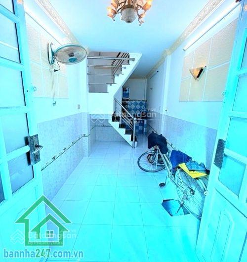 Chỉ 3,35 tỷ nhà 3 tầng hẻm 4m thông  gần chợ trần văn quang p. bảy hiền, tân bình 3pn 2wc