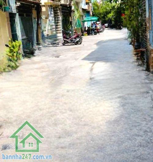 Chỉ 3,3 tỷ ngay bùi thế mỹ nhà mới ở ngay hẻm 6m xe tải tới cửa  dt (3,9 x 6,5) 3 tầng