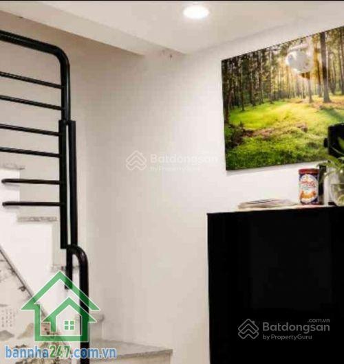 Chỉ 3,3 tỷ ngay bùi thế mỹ nhà mới ở ngay hẻm 6m xe tải tới cửa  dt (3,9 x 6,5) 3 tầng