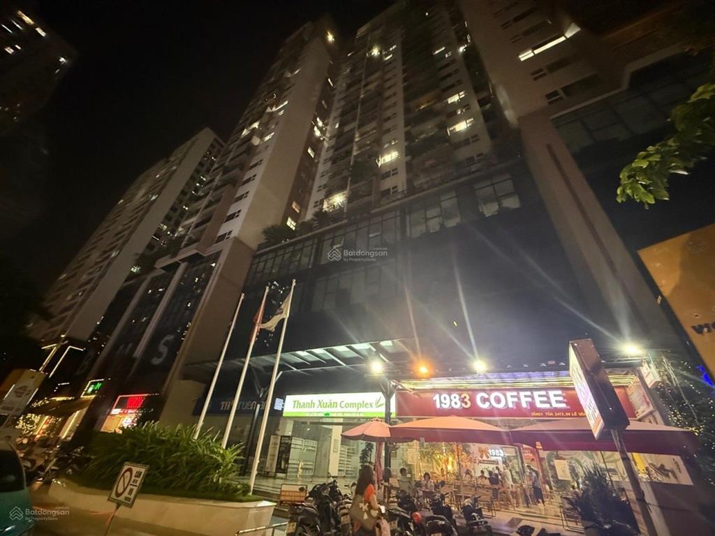Chủ nhà đổi sang mua đất, bán căn hộ chung cư thanh xuân complex  lô góc. 2 mặt thoáng, giá 11 tỷ.