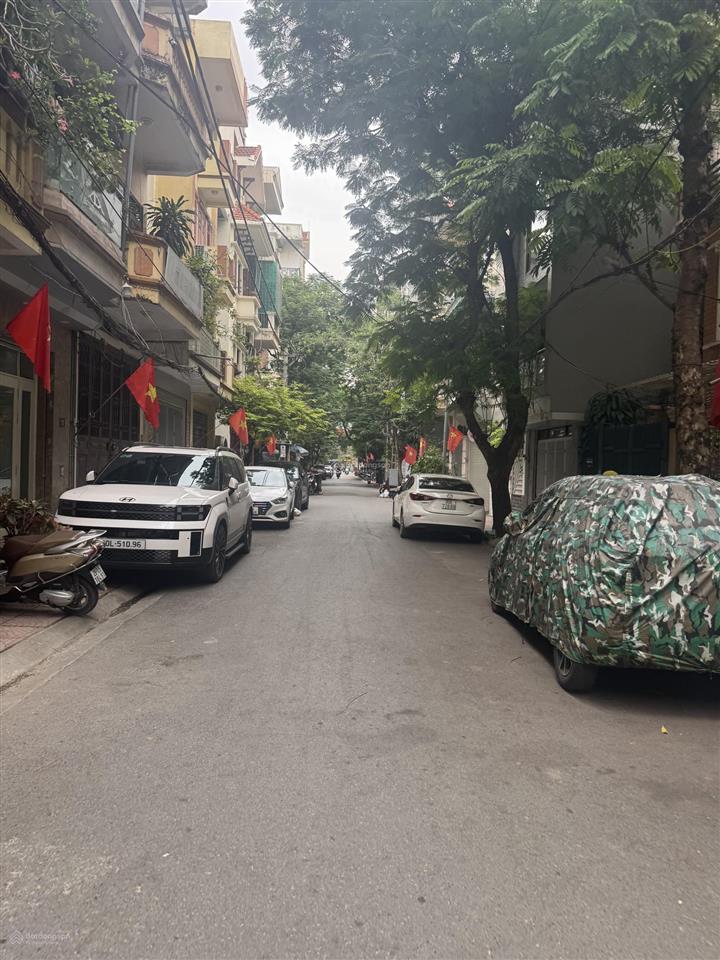 60m2/ 7tầng thang máy/ 26.8 tỷ  lô góc [chùa láng] ô tô tránh  dừng đỗ 24/7  ở và cho thuê tốt