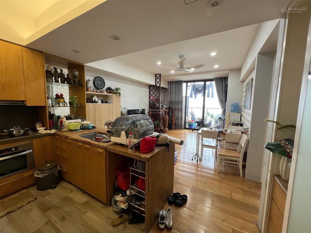 Bán căn 2pn93m2 tại indochina plaza rẻ nhất tòa , sẵn sổ view đẹp full đồ  0931 949 ***