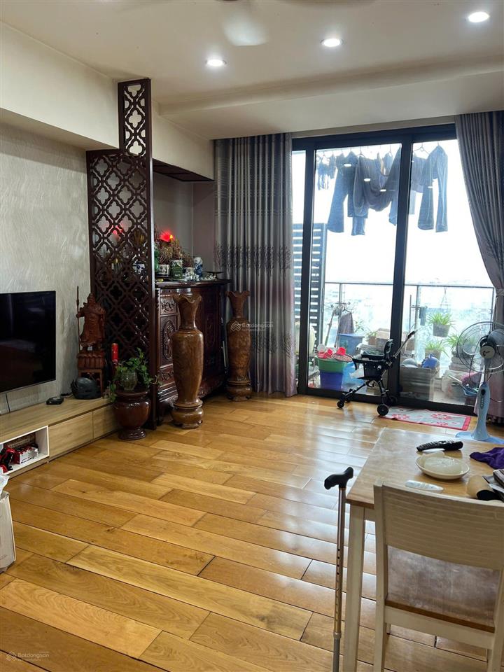 Bán căn 2pn93m2 tại indochina plaza rẻ nhất tòa , sẵn sổ view đẹp full đồ  0931 949 ***