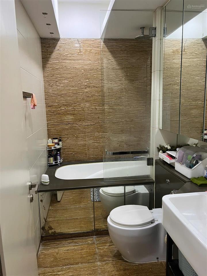 Bán căn 2pn93m2 tại indochina plaza rẻ nhất tòa , sẵn sổ view đẹp full đồ  0931 949 ***