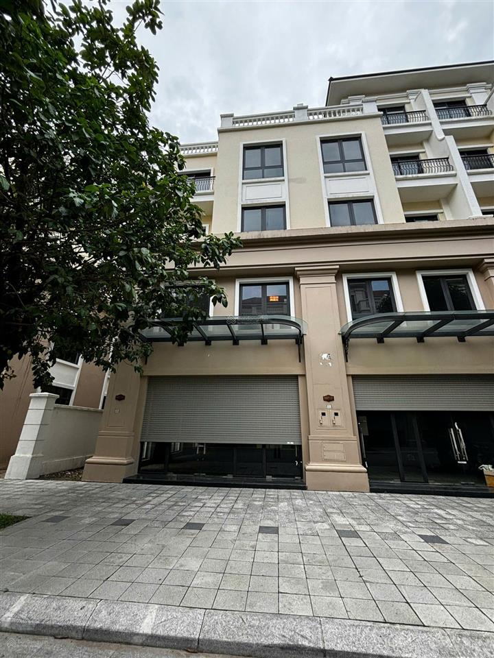 Mở rộng việc kinh doanh, nhượng lại căn shophouse vị trí đắc địa, rẻ hơn 6 tỷ so với lúc mua