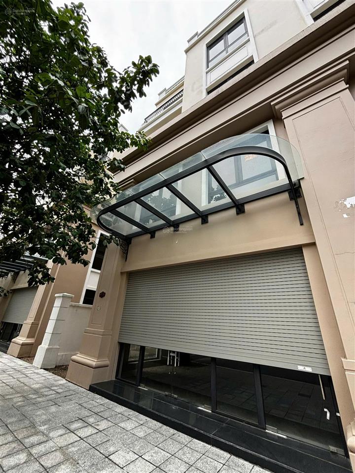 Mở rộng việc kinh doanh, nhượng lại căn shophouse vị trí đắc địa, rẻ hơn 6 tỷ so với lúc mua