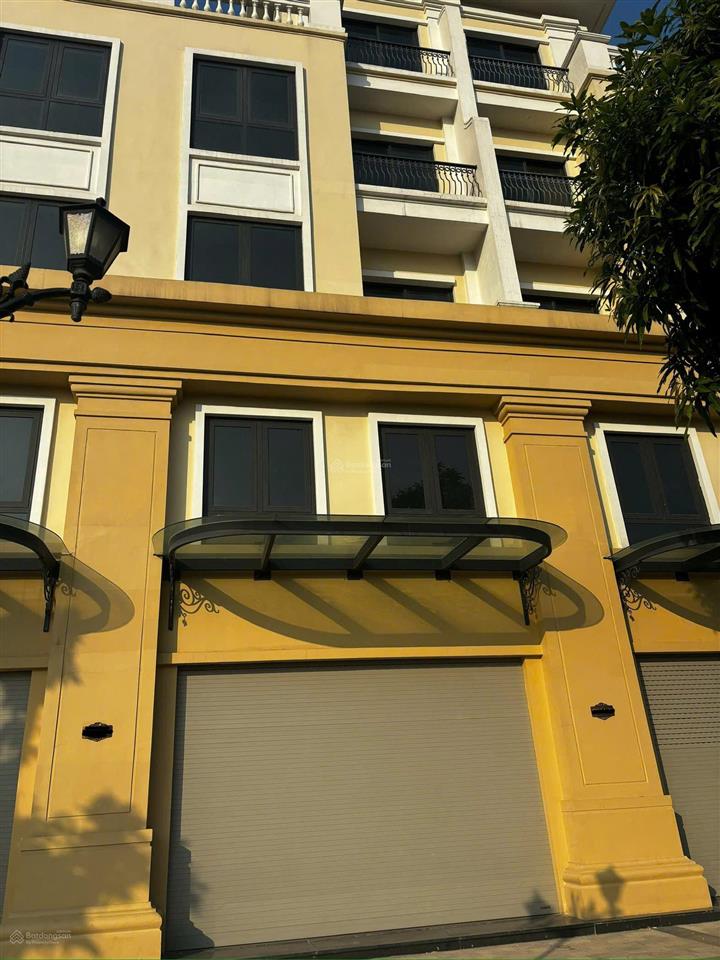 Chuyển đổi mô hình kinh doanh, nhượng lại căn shophouse ngay masteri, rẻ hơn 8 tỷ so với lúc mua