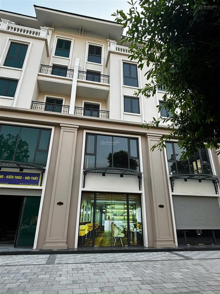Mở rộng việc kinh doanh, nhượng lại căn shophouse vị trí đắc địa, rẻ hơn 8 tỷ so với lúc mua