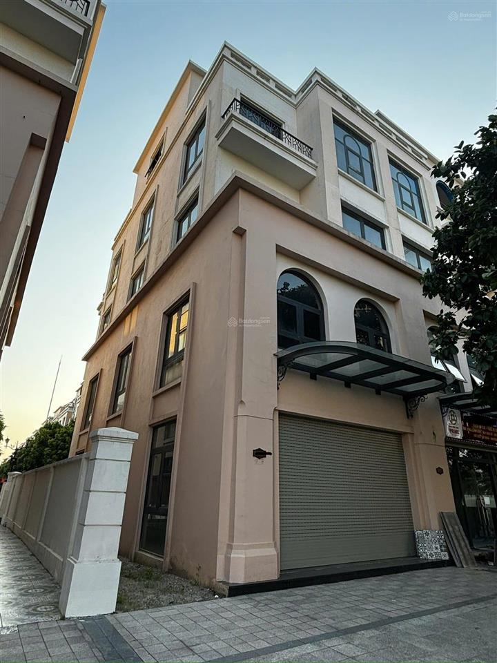 Chuyển đổi mô hình kinh doanh, nhượng lại căn shophouse vị trí đẹp, rẻ hơn 7 tỷ so với lúc mua