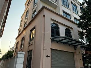 Chuyển đổi mô hình kinh doanh, nhượng lại căn shophouse vị trí đẹp, rẻ hơn 7 tỷ so với lúc mua