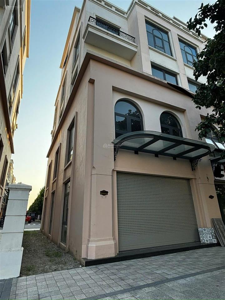 Chuyển đổi mô hình kinh doanh, nhượng lại căn shophouse vị trí đẹp, rẻ hơn 7 tỷ so với lúc mua