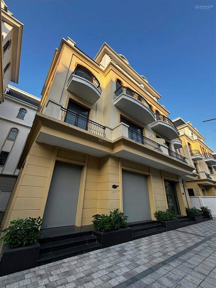 Muốn chuyển vào miền nam, nhượng lại căn song lập vị trí trung tâm, rẻ hơn 7 tỷ so với giá mua