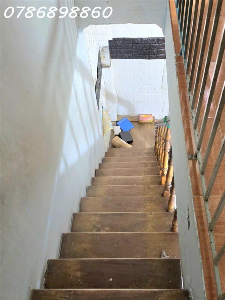 BÁN NHÀ 2 TẦNG HẺM XE HƠI 4 CHỖ – ĐƯỜNG CHUYÊN DÙNG CHÍNH, QUẬN 7