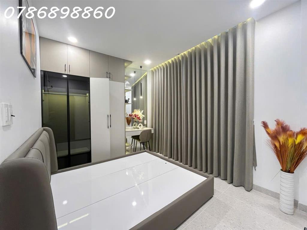 BÁN GẤP NHÀ MỚI 100% – CÓ THANG MÁY – NỘI THẤT CAO CẤP