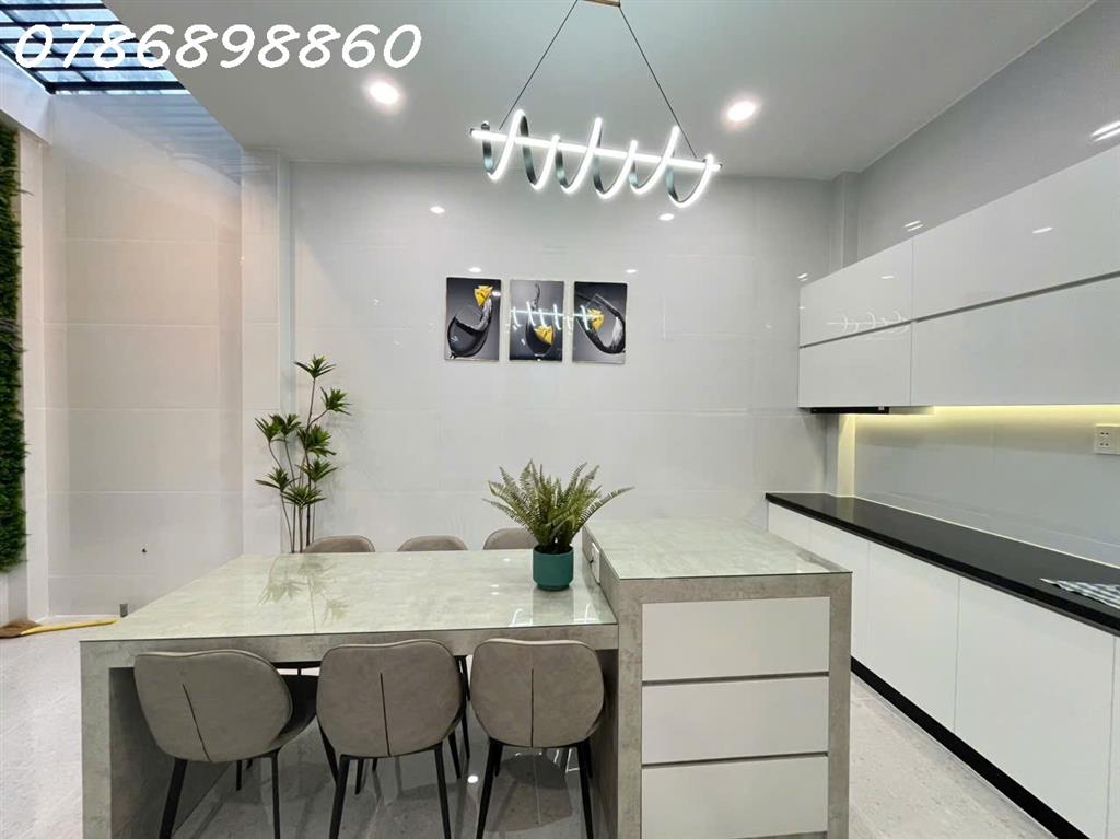 BÁN GẤP NHÀ MỚI 100% – CÓ THANG MÁY – NỘI THẤT CAO CẤP