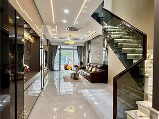 BÁN NHÀ MỚI 3 TẦNG CAO CẤP – HẺM XE HƠI 6M – CHỈ VÀI PHÚT ĐẾN PHÚ MỸ HƯNG