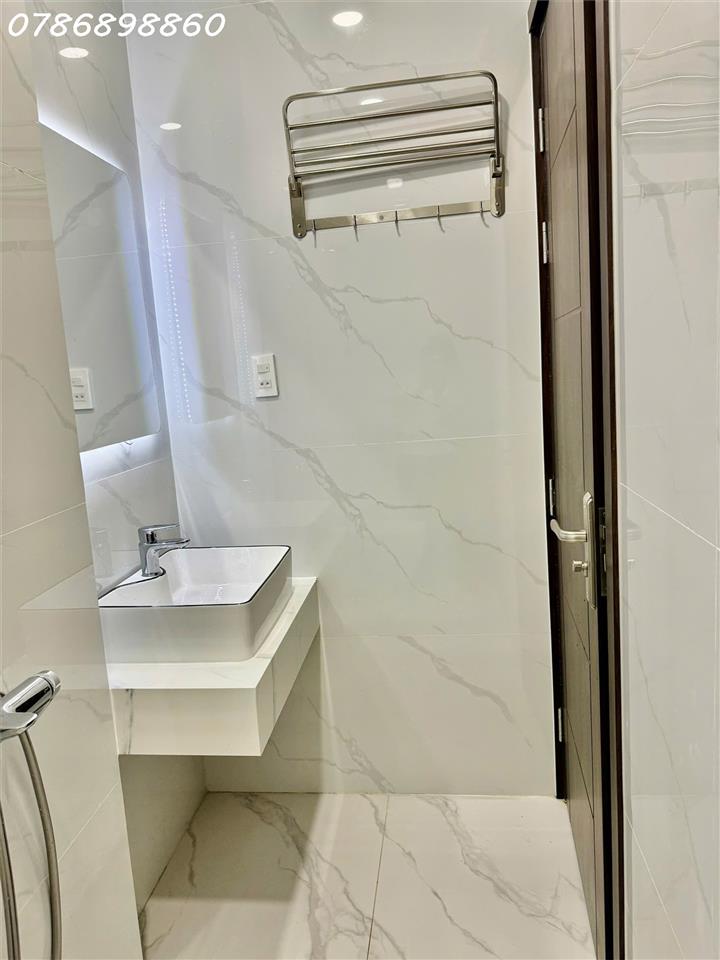 BÁN NHÀ MỚI 3 TẦNG CAO CẤP – HẺM XE HƠI 6M – CHỈ VÀI PHÚT ĐẾN PHÚ MỸ HƯNG