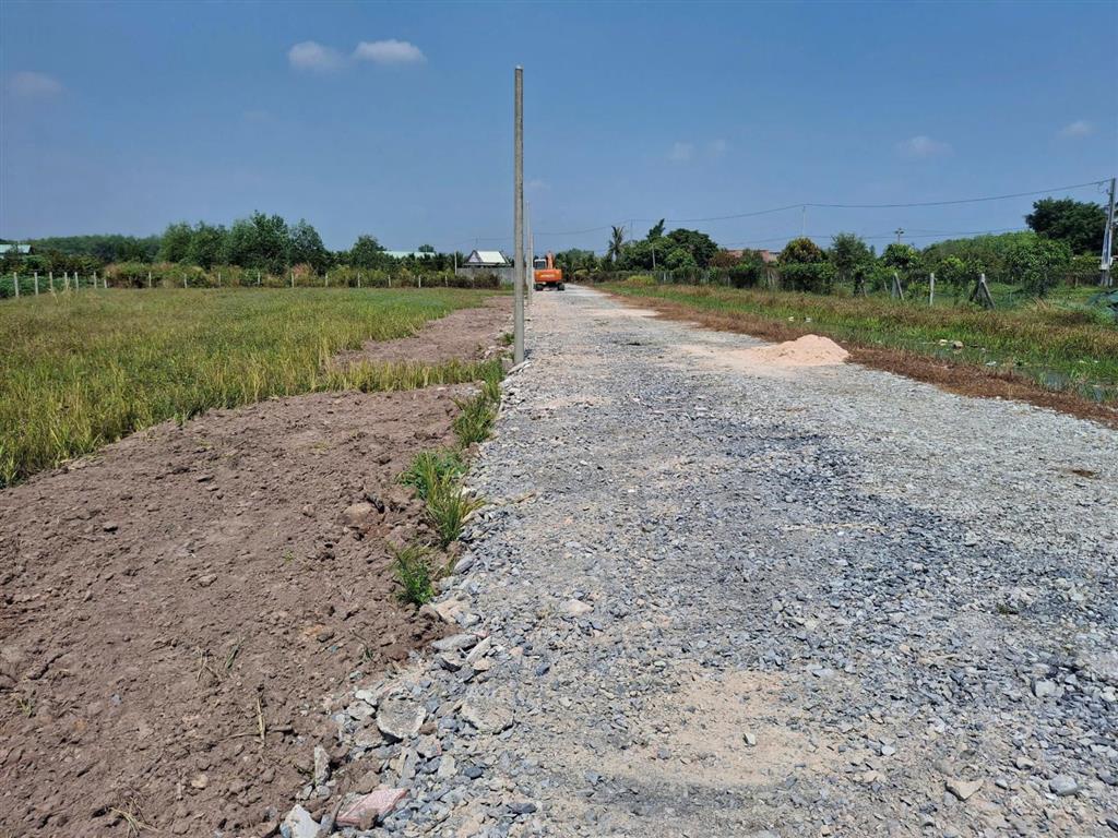 178m2 thổ cư. 7m ngang. gần kcn phước đông. 4xx tr