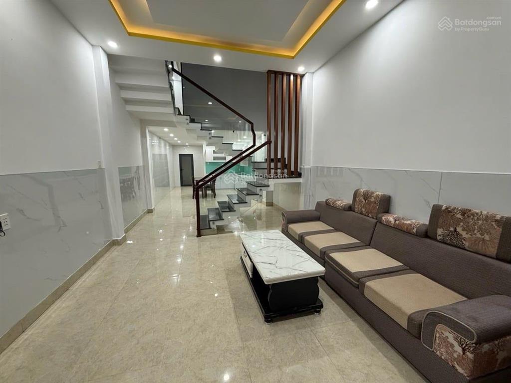 [ hiếm ]bán nhà mới 3 tầng hoá sơn 2 kề cận masterise đường đang mở 5.5m cho thuê 15tr/thang