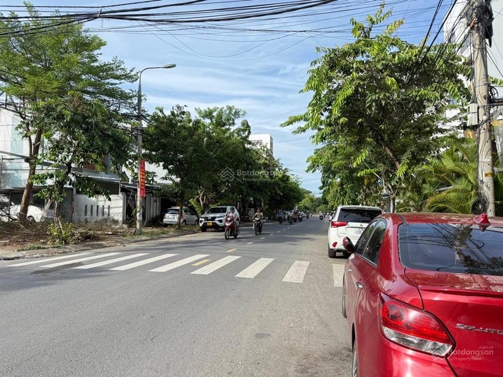 Bán đất biển lô góc vương thừa vũ 106m ngang 5m vuông vức giá 16 tỷ có thương lượng