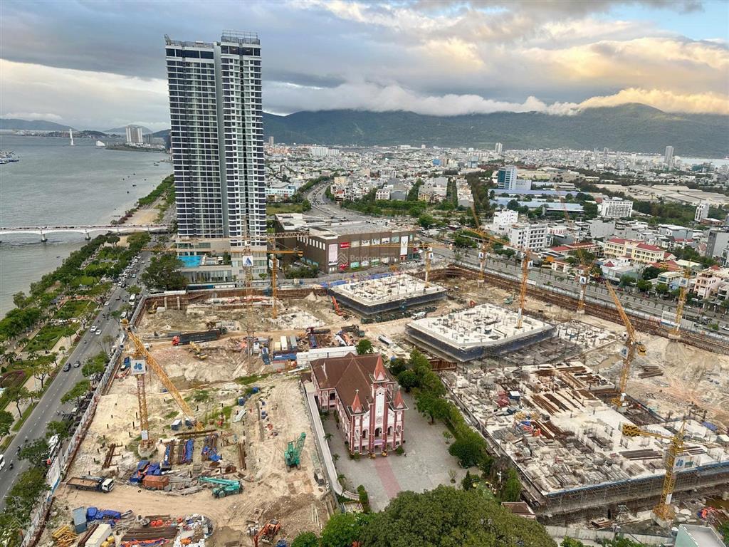 Sở hữu căn 2pn capital square ven sông hàn  chiết khấu 15%  miễn lãi 24 tháng. htls chỉ 1.612 tỷ.