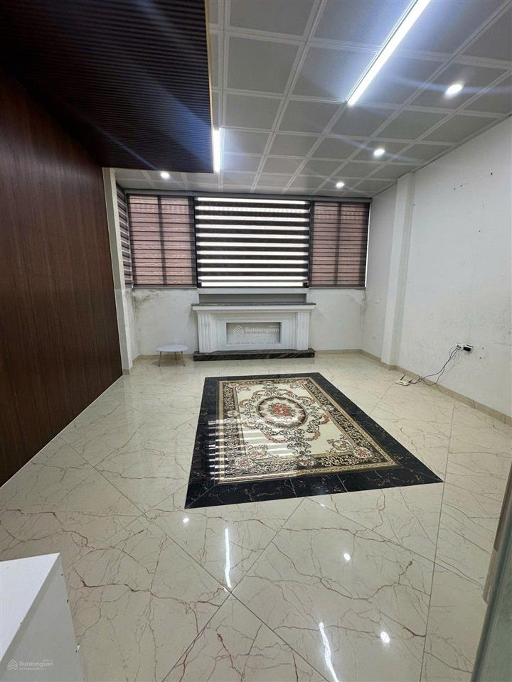 Bán nhà phố đỗ quang, cầu giấy, 60m2, 6t, mt 5.2m vỉa hè ô tô tránh kinh doanh.