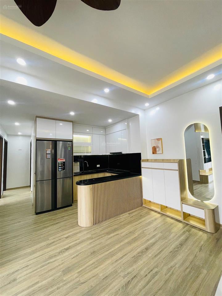 Căn hộ tòa nơ 5 bán đảo linh đàm  3 ngủ 2vs