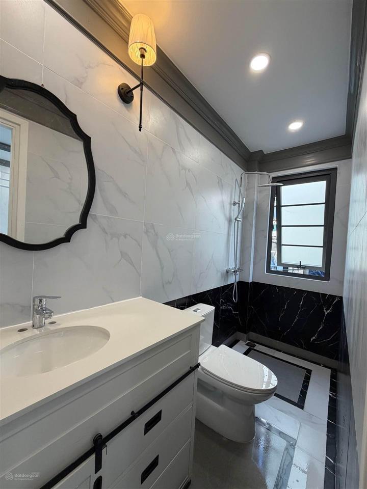 Siêu hot! bán nhà ngay mặt phố đẹp 50m2, 14,8 tỷ ở võ văn kiệt, cầu ông lãnh, q1, tp. hcm