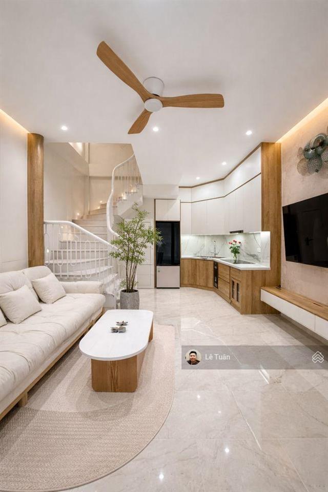 Bán nhà kim mã, ba đình 30m2 mt 6m phù hợp toà 7 tầng chỉ 10m ra ô tô tránh nhỉnh 8 tỷ