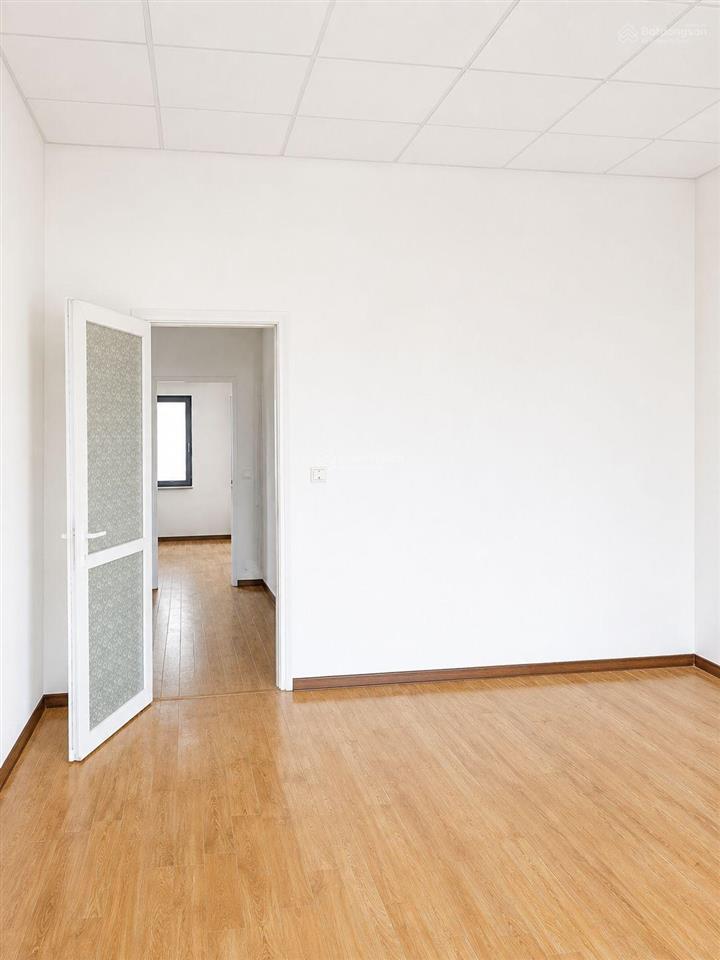 Cho thuê phòng trọ 30m2 tầng 4 thuộc liền kề trong kdt louis hoàng văn thụ giá 3,5 triệu/tháng