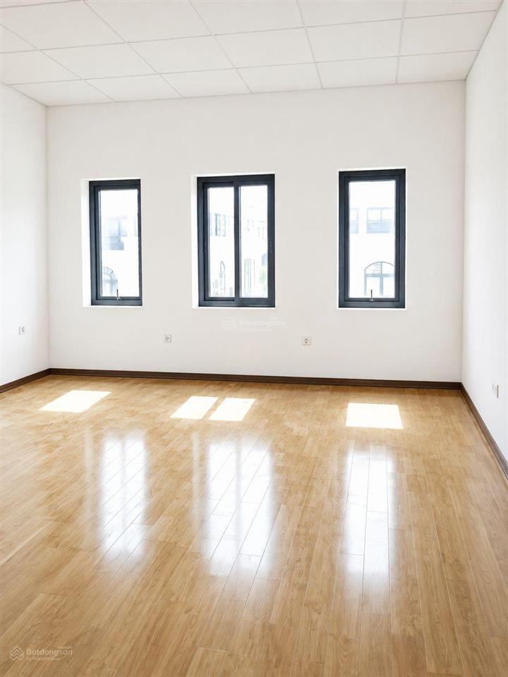 Cho thuê phòng trọ 30m2 tầng 4 thuộc liền kề trong kdt louis hoàng văn thụ giá 3,5 triệu/tháng