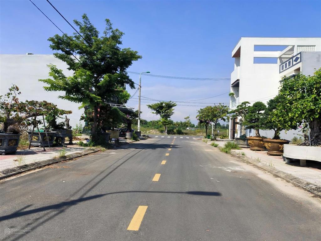 Bán đất nền nam hòa xuân đường đầm sen 9 b2.127 hướng đông bắc, 100m2. giá 3,8 tỷ