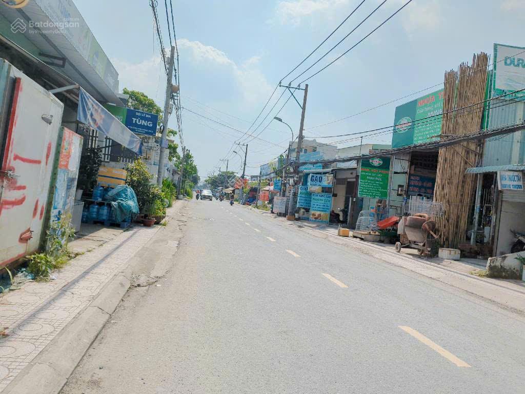 Lvl. nhơn đức  mtkd ngang 6m  dt 162m2 + 8 phòng trọ, thu nhập 18tr/tháng, giá 9,5 tỷ
