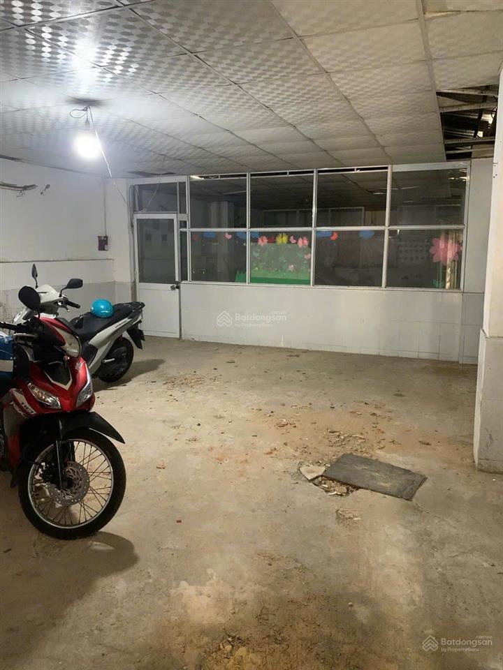 Lê văn lương. pk  đất full thổ cư kèm nhà cấp 4, 144.1m2 mt 5.60m