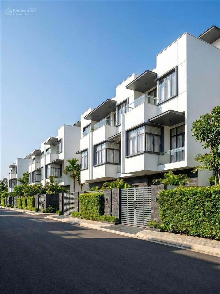 Cc cần bán 1800m² đã tách 19 lô nhỏ sát ga tod speed và vin hạ long