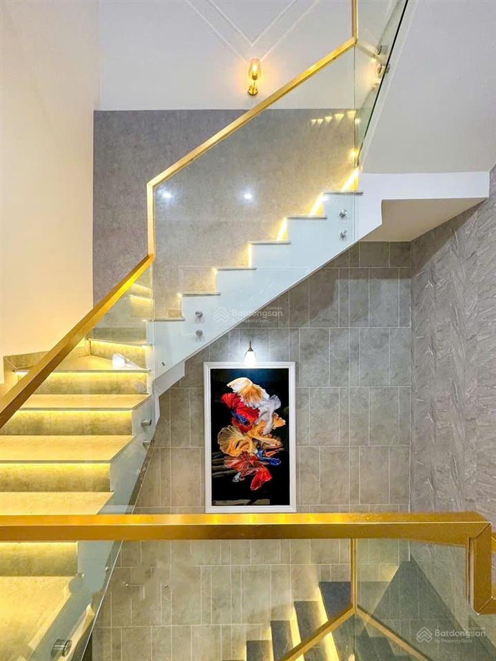Bán gấp nhà hẻm 6m gia phú, 60m2,3 tầng btct, 3 pn 4wc, gần trường học, chợ, xe hơi tới trước cửa