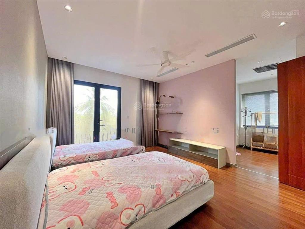 Cho thuê biệt thự vinhomes riverside khu hoa sữa view sông gần trường bis hàng cực hiếm