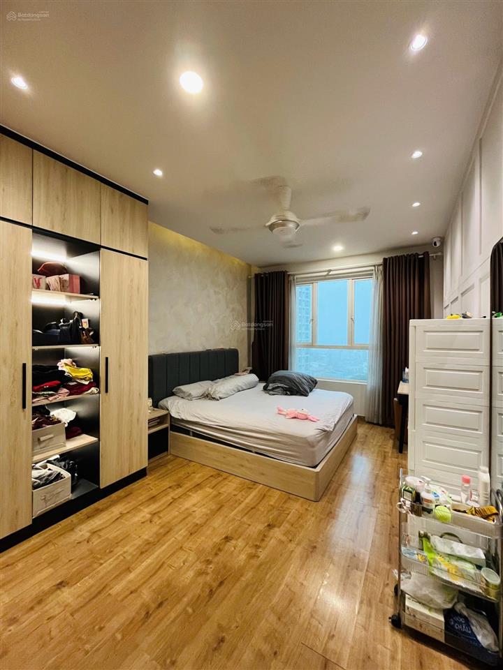 Chủ gửi bán nhanh 3pn2wc 101.8m2 the krista, view thoáng giá 7tỷ, sổ hồng sẵn công chứng ngay