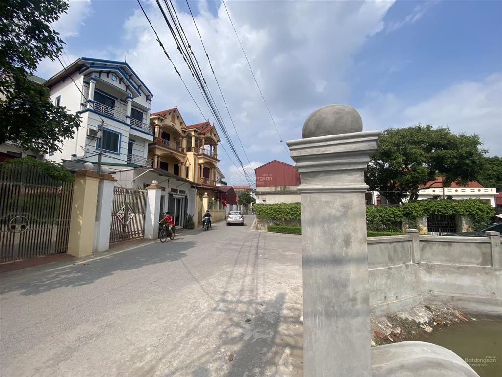 Chính chủ bán lô đất ở tân tiến, văn giang 43,8m2 giá 1,65 tỷ trong khu dân cư gần trường học chợ
