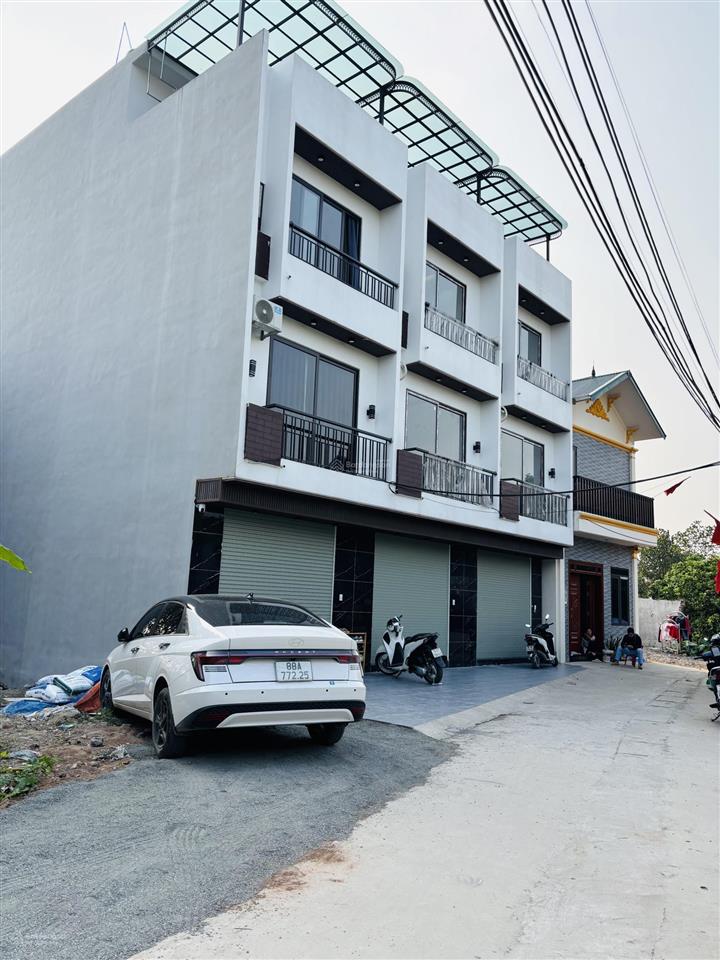 Nhà 50m2, 4tầng ô tô đỗ cửa gần yên nghĩa  hà đông giá 4.8tỷ