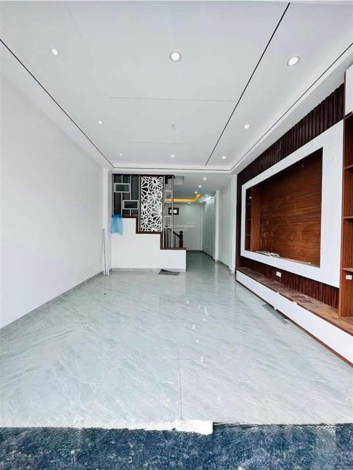 Nhà 50m2, 4tầng ô tô đỗ cửa gần yên nghĩa  hà đông giá 4.8tỷ