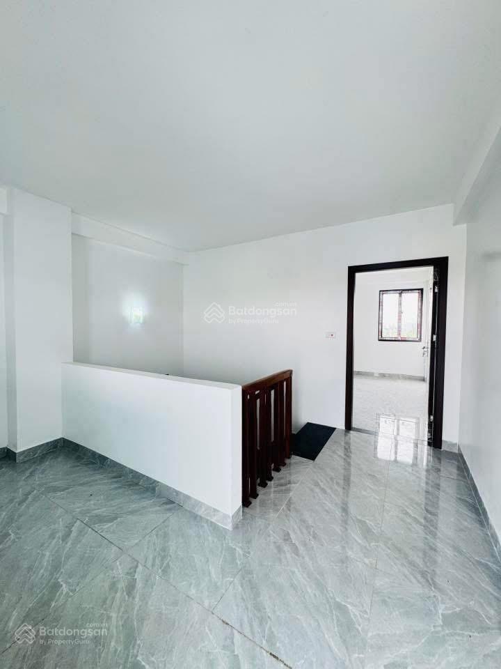 Nhà 50m2, 4tầng ô tô đỗ cửa gần yên nghĩa  hà đông giá 4.8tỷ